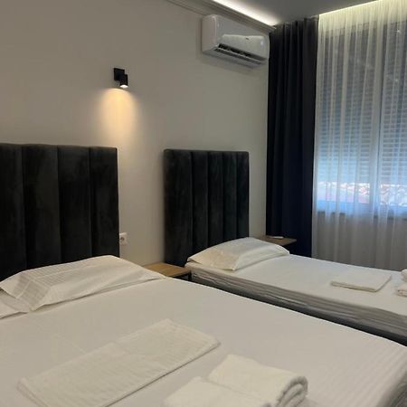 Checkpoint Tirana Apartments エクステリア 写真
